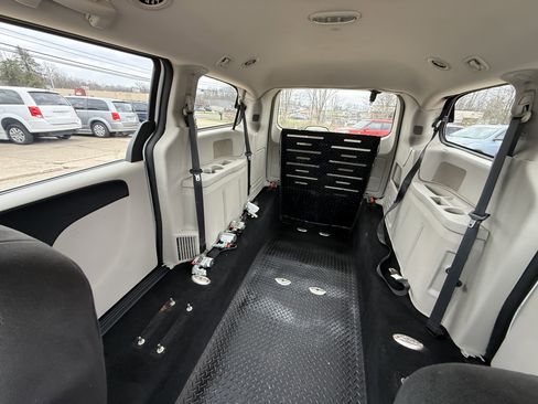 Used 2015 Dodge Grand Caravan SE w/ Quick Order Package 29E SE image 25