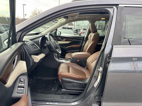 Used 2019 Subaru Ascent Touring w/ Popular Package #3 image 16