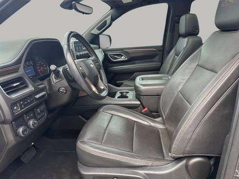 Used 2021 Chevrolet Suburban High Country RWD image 10
