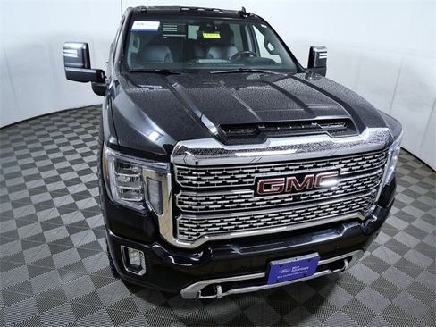 Used 2021 GMC Sierra 3500 Denali w/ Denali Ultimate Package image 3