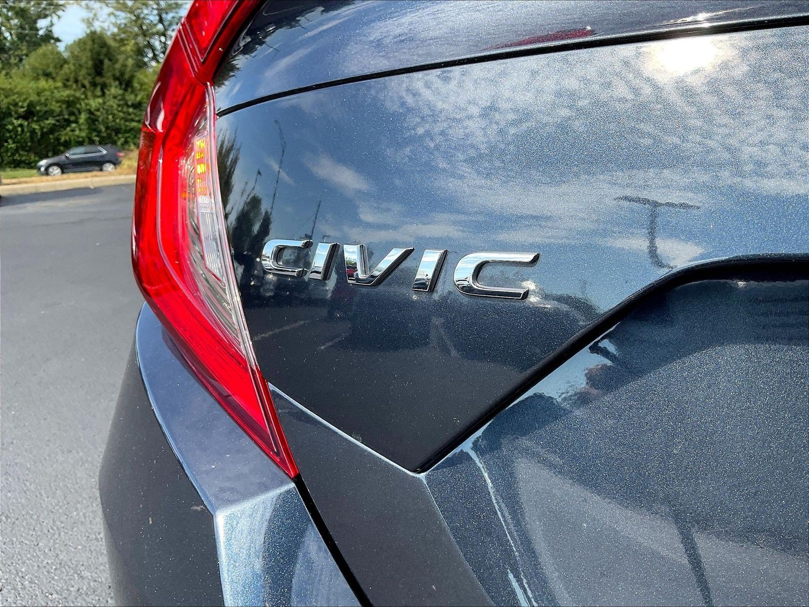 Used 2019 Honda Civic LX image 24