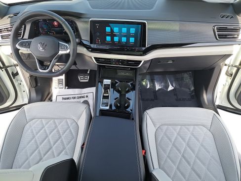 New 2026 Volkswagen Atlas Cross Sport SEL Premium R-Line AWD/4WD image 9