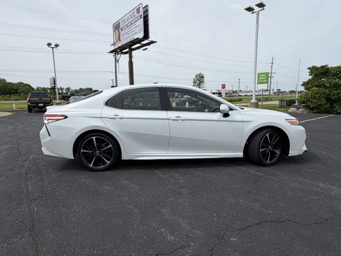 Used 2020 Toyota Camry XSE w/ Driver Assist Package FWD image 9