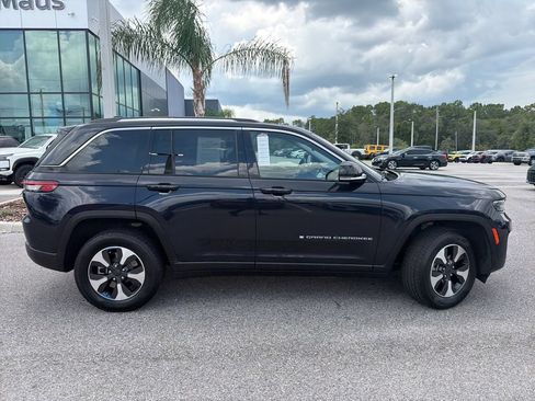 Used 2024 Jeep Grand Cherokee Limited 4xe AWD/4WD image 8