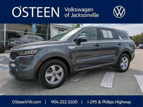 Used 2021 Kia Sorento LX FWD image 1