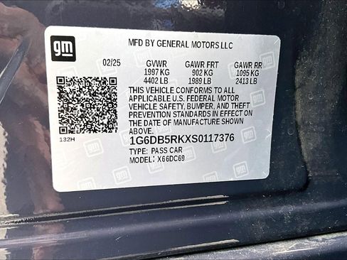 Used 2025 Cadillac CT4 Premium Luxury image 35