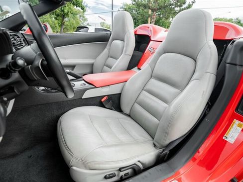 Used 2010 Chevrolet Corvette Grand Sport w/ Preferred Equipment Group RWD image 23