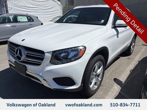 Used 2018 Mercedes-Benz GLC 300 image 1