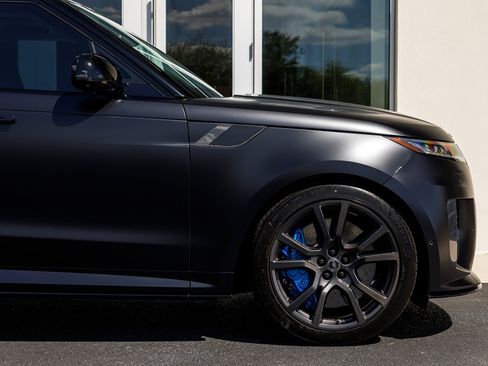 Used 2025 Land Rover Range Rover Sport SV Edition Two image 21