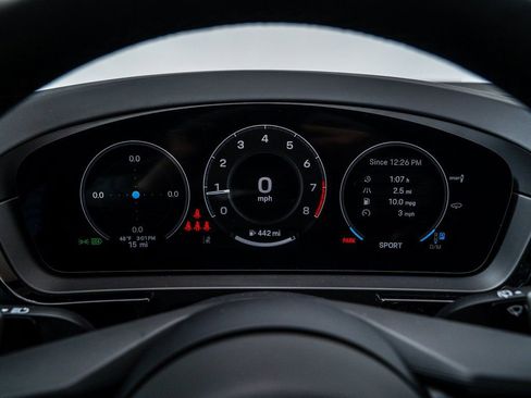 New 2026 Porsche Cayenne S image 17