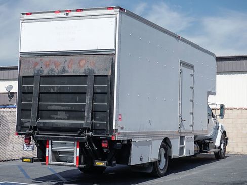 Used 2015 Ford F650 2WD Crew Cab Super Duty image 13