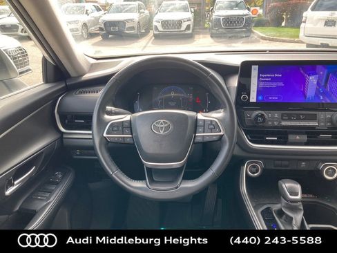 Used 2024 Toyota Grand Highlander XLE image 13