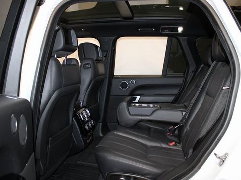 Used 2017 Land Rover Range Rover Supercharged image 11