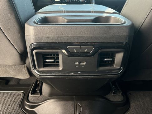 Used 2024 GMC Sierra 2500 AT4 w/ AT4 Premium Plus Package image 30