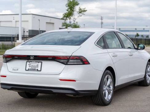 Used 2024 Honda Accord LX image 16