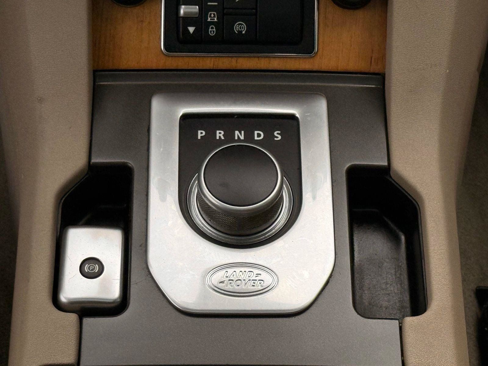 Used 2014 Land Rover LR4 HSE AWD/4WD image 46