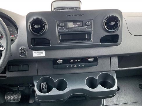 New 2025 Mercedes-Benz Sprinter 2500 image 6