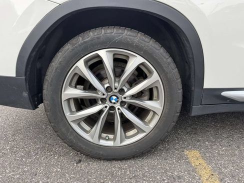 Used 2019 BMW X4 xDrive30i w/ Premium Package AWD/4WD image 9