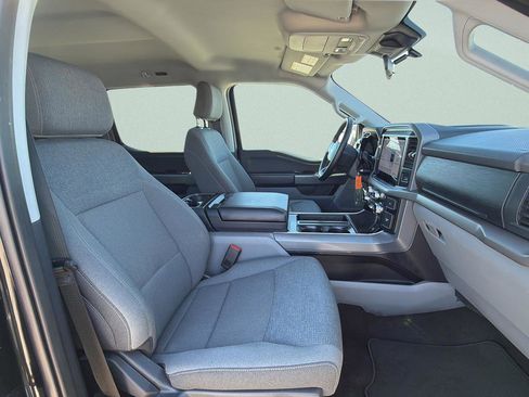 Used 2025 Ford F150 XLT w/ Equipment Group 301A Standard image 12