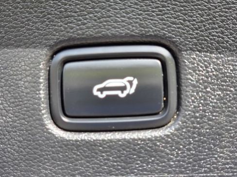 Used 2022 Kia Telluride SX w/ SX Prestige Package AWD/4WD image 10