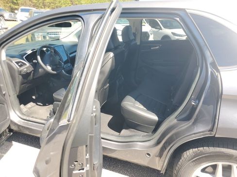 Used 2021 Ford Edge SEL w/ Convenience Package image 12