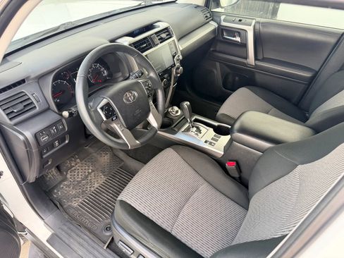 Used 2021 Toyota 4Runner SR5 AWD/4WD image 12