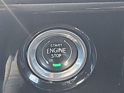 Used 2023 Chevrolet Silverado 1500 LT w/ Protection Package RWD image 16