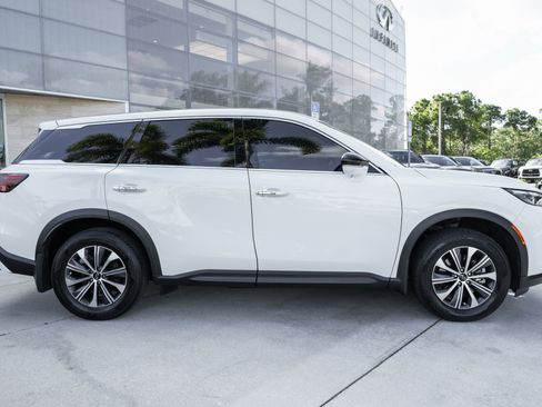 Certified 2024 INFINITI QX60 Pure FWD image 24