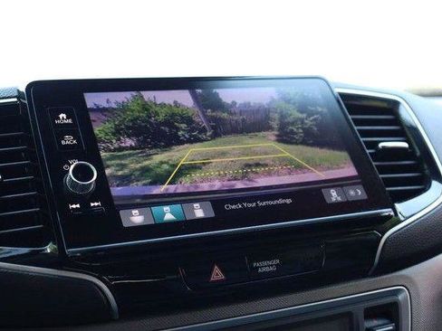 Used 2025 Honda Ridgeline RTL image 12