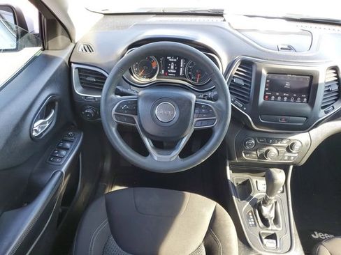 Used 2019 Jeep Cherokee Latitude w/ Popular Appearance Group image 14