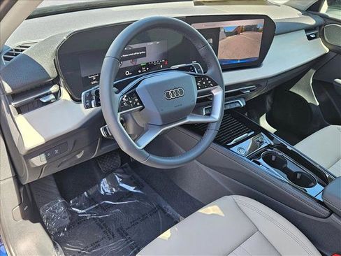 New 2026 Audi Q3 quattro 2.0T AWD/4WD image 3