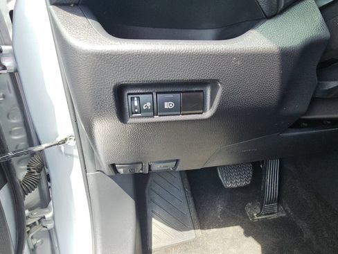 Certified 2025 Toyota RAV4 XLE AWD/4WD image 22