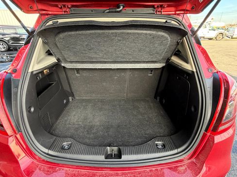 Used 2018 Buick Encore Preferred image 12