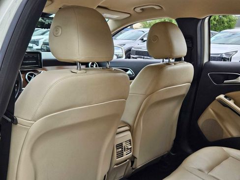 Used 2015 Mercedes-Benz GLA 250 image 17