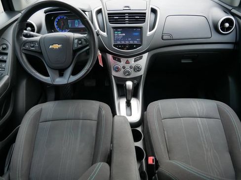 Used 2016 Chevrolet Trax LT AWD/4WD image 13