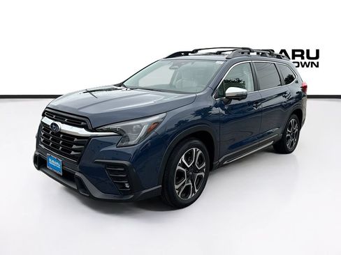 Used 2023 Subaru Ascent Limited w/ Technology Package AWD/4WD image 3