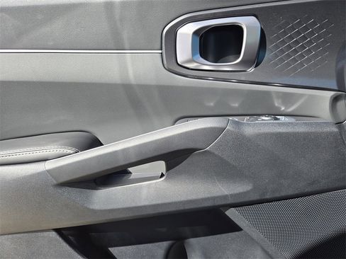 New 2026 Kia Sorento S w/ S Panoramic Sunroof Package image 16