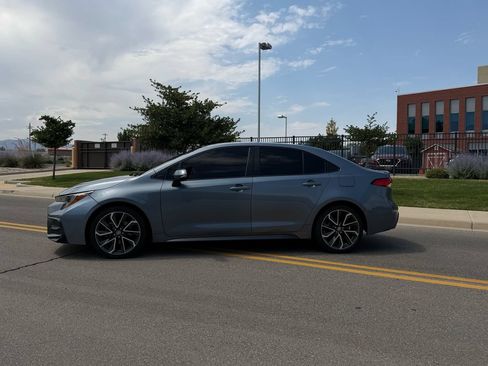 Used 2020 Toyota Corolla SE w/ Carpet Mat Package (TMS) FWD image 3