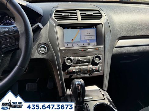 Used 2019 Ford Explorer XLT w/ Equipment Group 202A AWD/4WD image 19