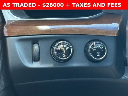 Used 2019 Cadillac Escalade Luxury image 22