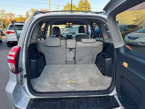 Used 2010 Toyota RAV4 4WD image 17