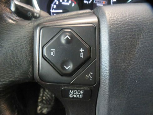 Used 2018 Toyota Sequoia Limited w/ Safety & Convenience Package AWD/4WD image 38