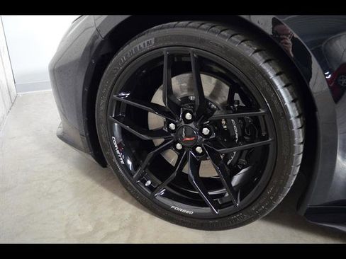Used 2026 Chevrolet Corvette Z06 w/ Stealth Interior Trim Package RWD image 9