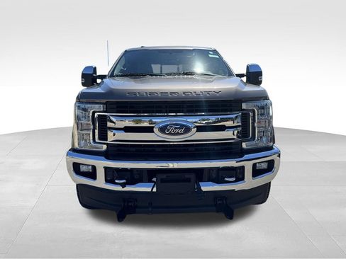 Used 2018 Ford F350 XLT w/ XLT Premium Package AWD/4WD image 3