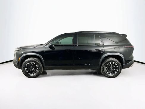 Used 2025 Chevrolet Traverse Z71 AWD/4WD image 3