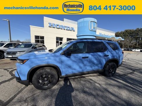 New 2025 Honda Pilot TrailSport image 1