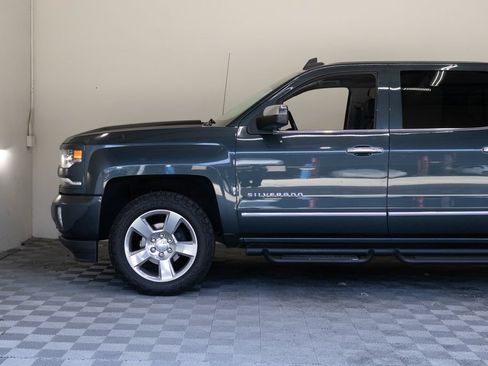 Used 2018 Chevrolet Silverado 1500 LTZ Z71 w/ LTZ Plus Package AWD/4WD image 8
