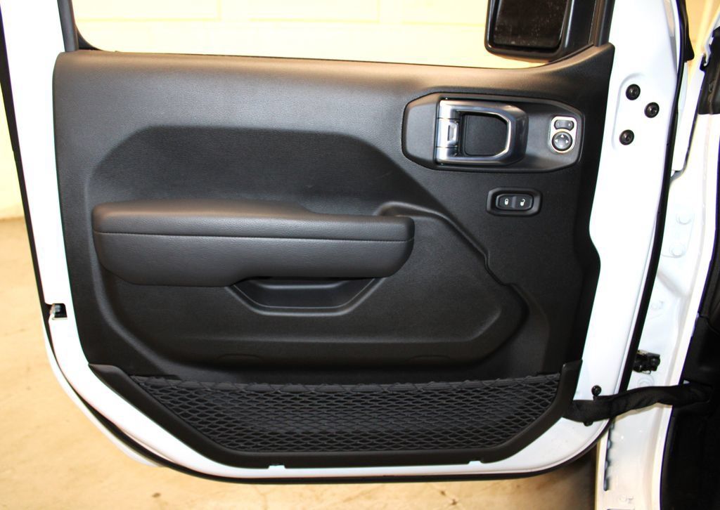 New 2026 Jeep Gladiator Sport AWD/4WD image 24