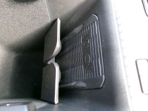 Used 2024 Jeep Wagoneer Launch Edition image 16