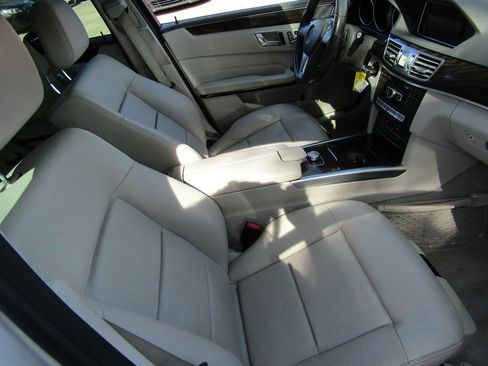 Used 2015 Mercedes-Benz E 350 Sedan image 5